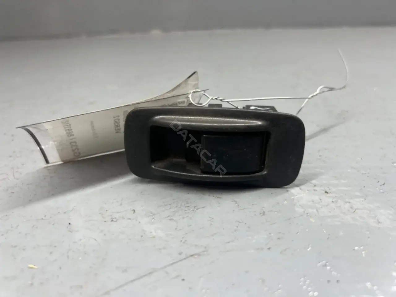 Кнопка стеклоподъемника 54035228, 84801-04030