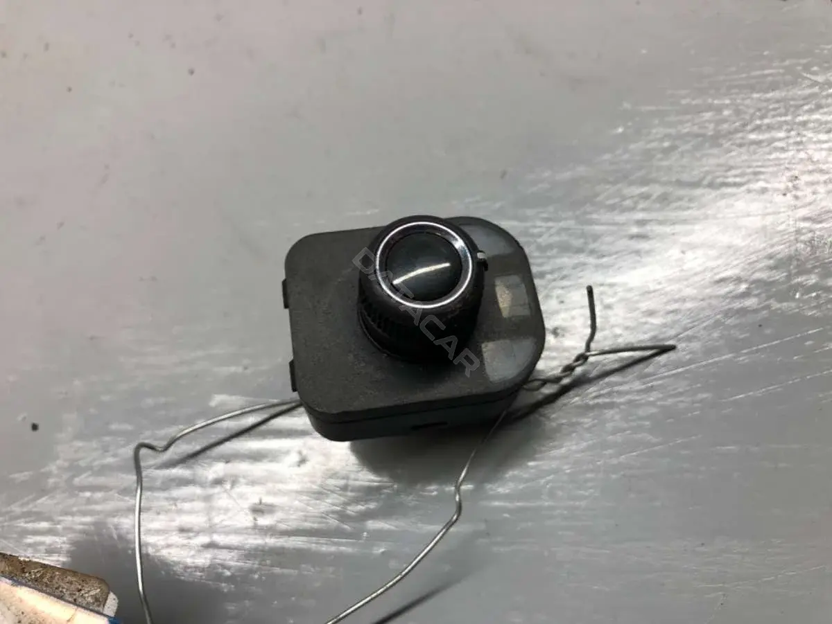 Джойстик регулировки зеркал 8K0959565B
