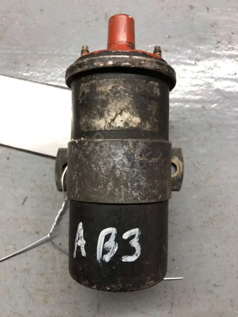 Катушка зажигания 0 221122023, 811905115B, BOSCH