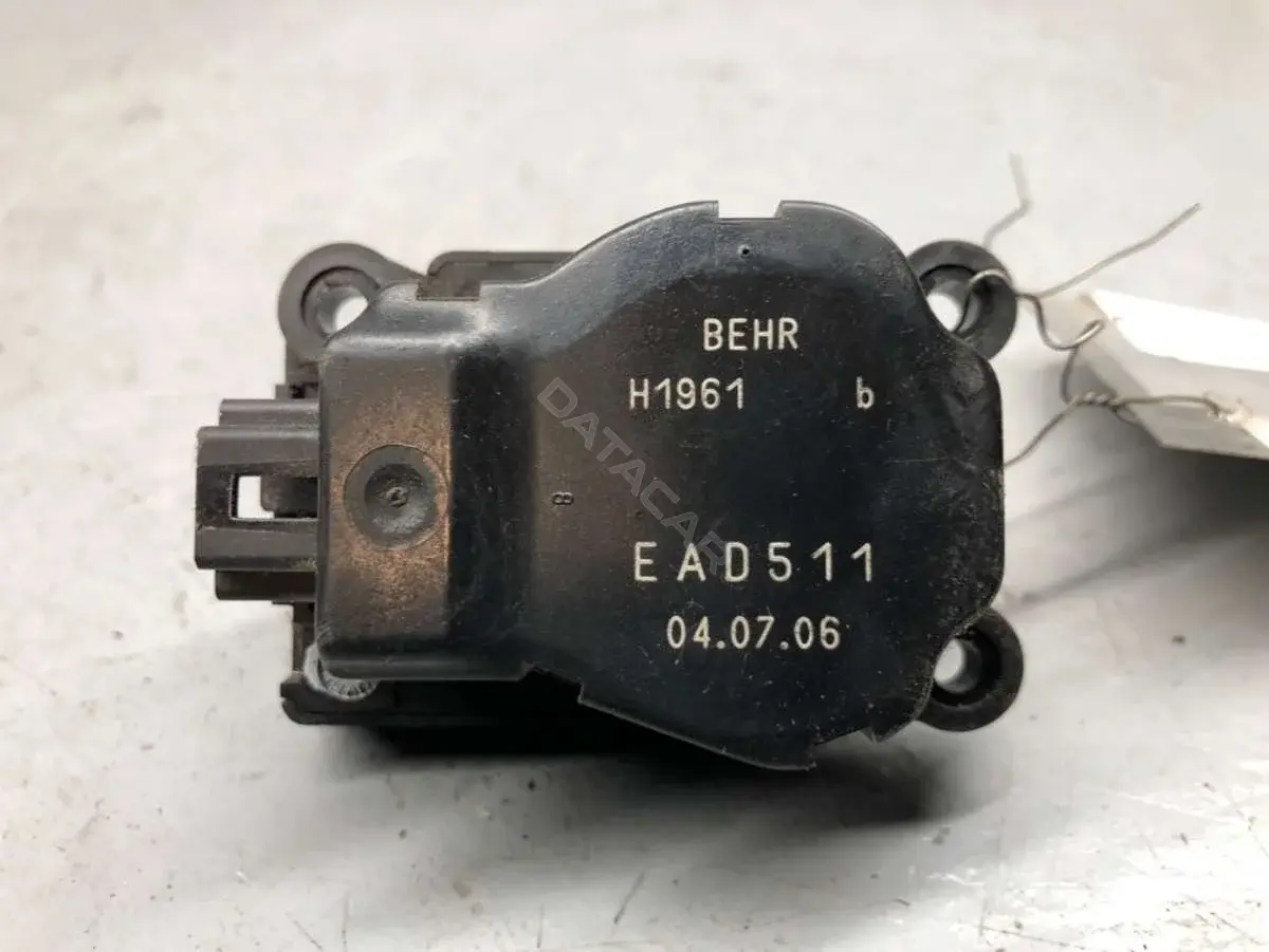Мотор заслонки печки 410473241, EAD511