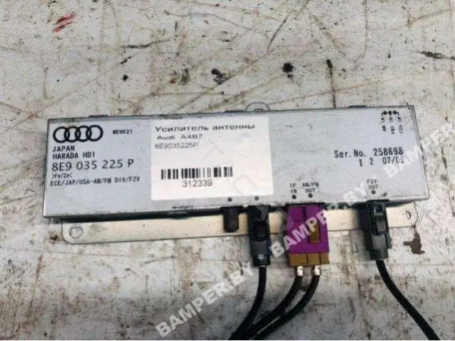 Усилитель антенны 8E9035225P