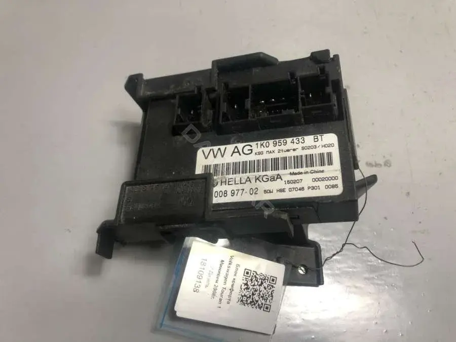 Блок комфорта 1K0959433BT, 1T1971858G