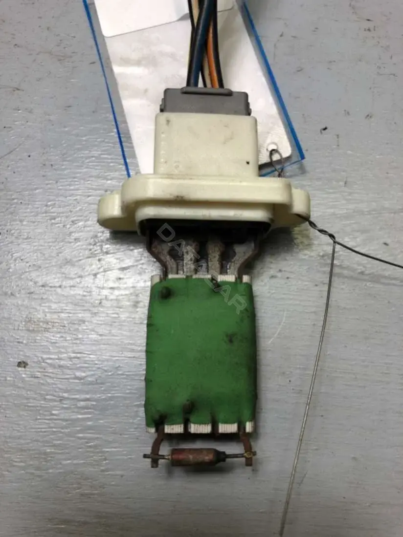 Резистор печки 3M5H18B647AC