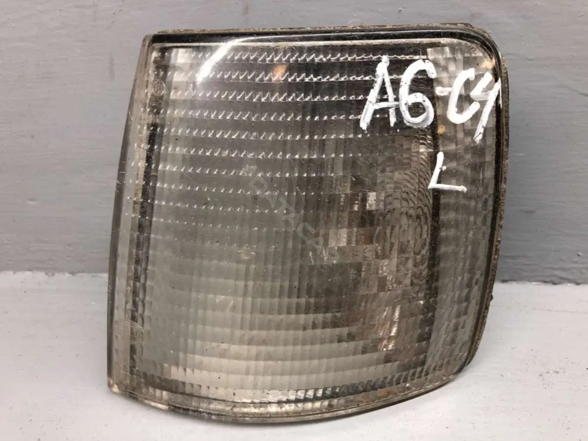 Поворотник 357953049A, HELLA