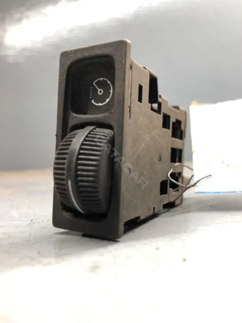 Кнопка освещения панели приборов 87BB-13K752-AA