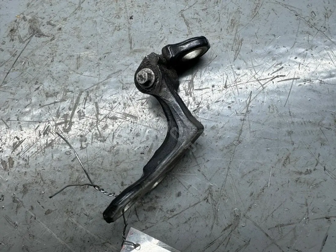 Петля двери 3M51-R26801-AH