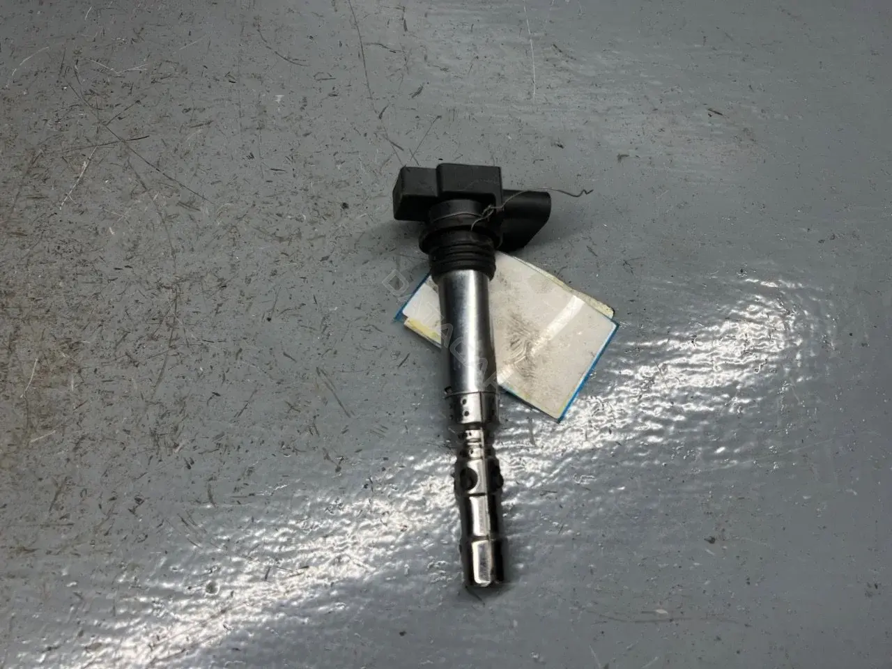 Катушка зажигания 03D905715A, 03D905715F