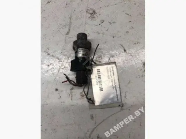 Датчик давления кондиционера 8D0959482A