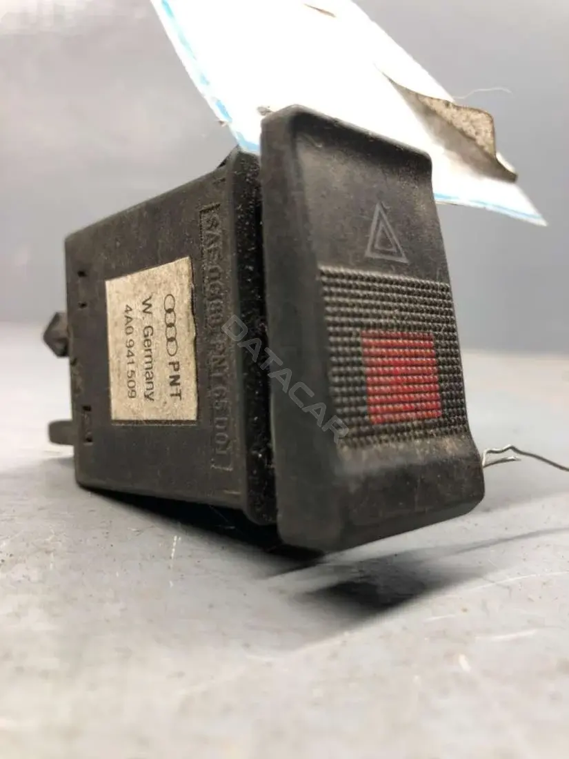 Кнопка аварийки 4A0941509