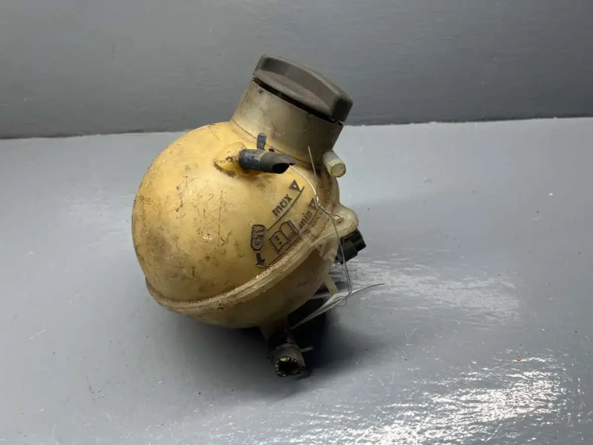 Расширительный бачок 7M0121407, 95VW-8K218-AA