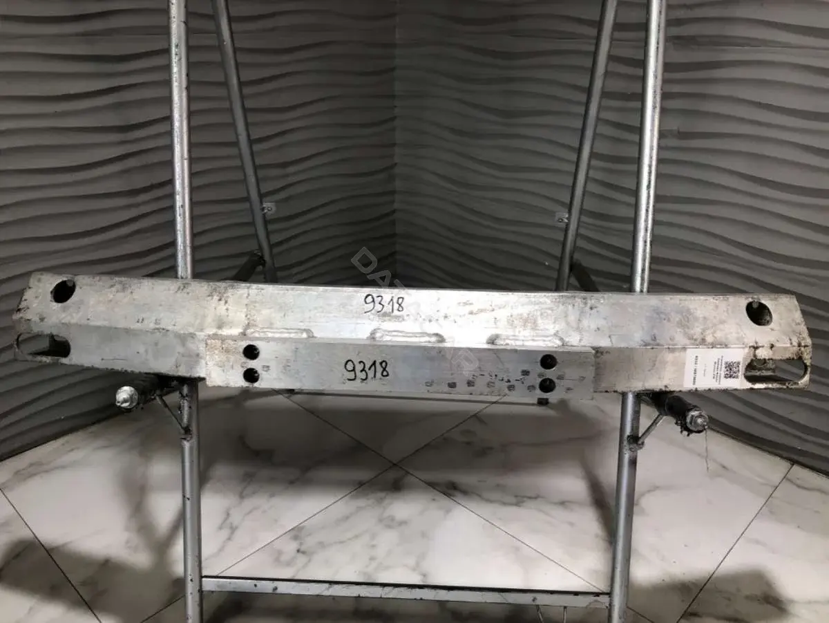 Усилитель бампера 85030CA00A