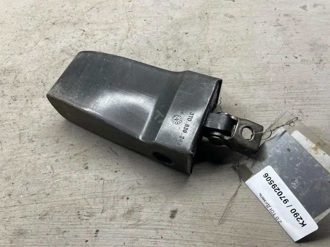 Ограничитель двери 3T0839249