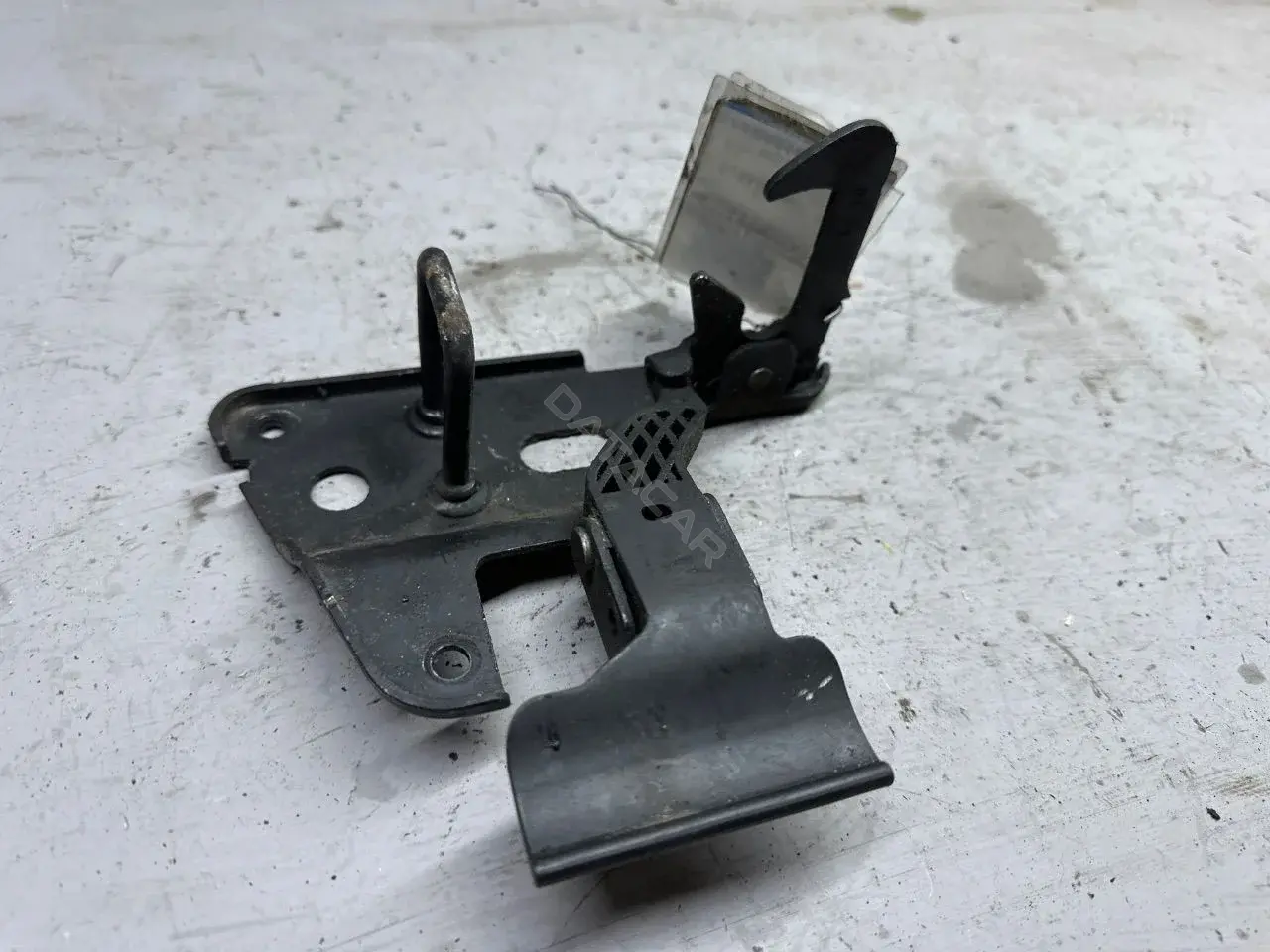 Замок капота 4F0823480A