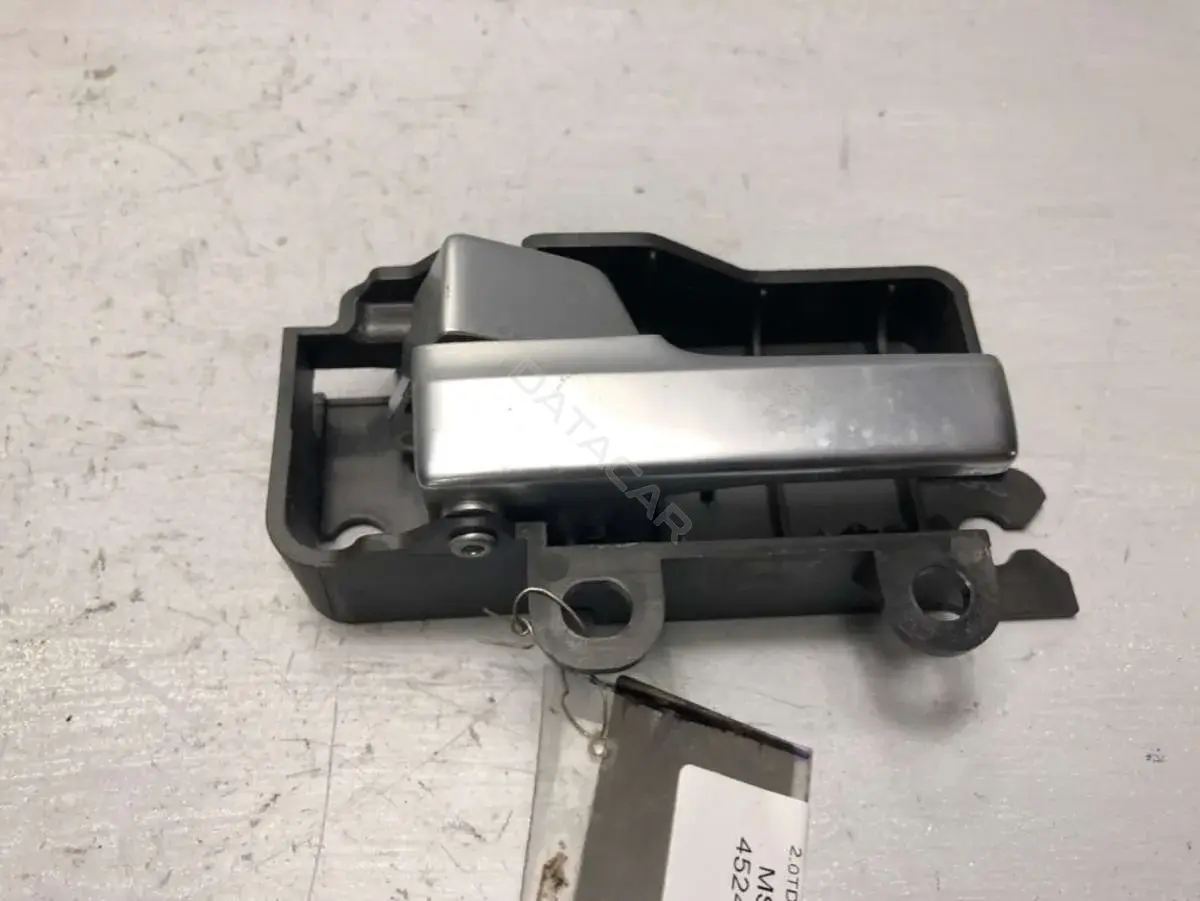 Ручка двери 3M51-R22601-BA