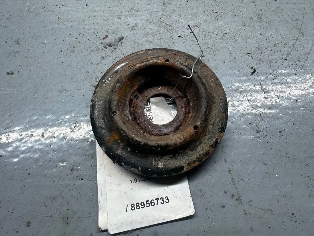 Опора амортизатора 88956733