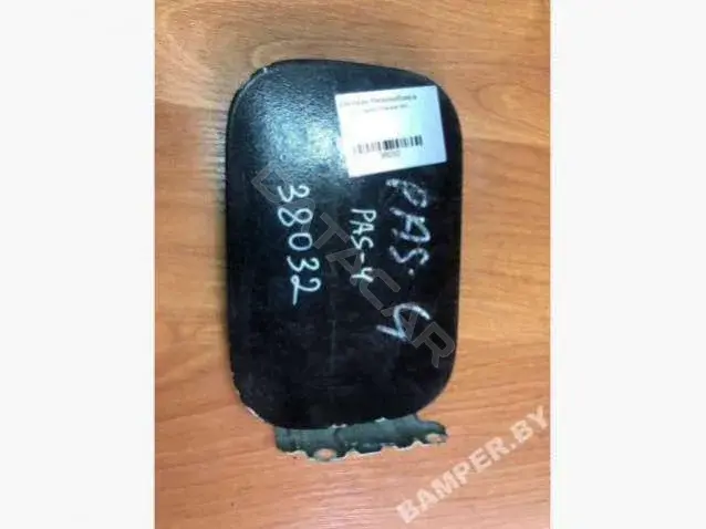 Крышка лючка топливного бака 38032