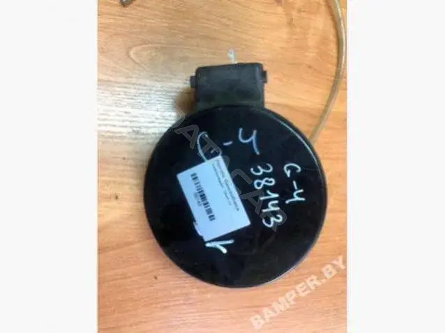 Крышка лючка топливного бака 38143