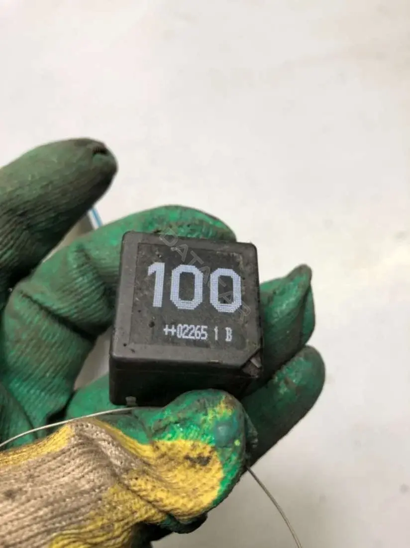 Многофункциональное реле 7M0951253A, 95VW10K705CA