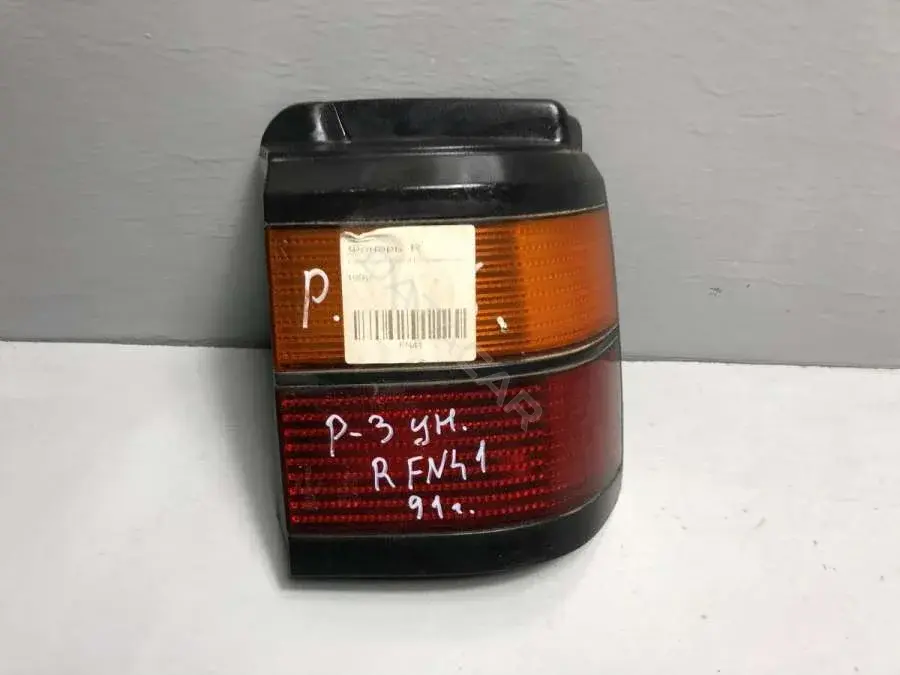 Задние фонари 333945112