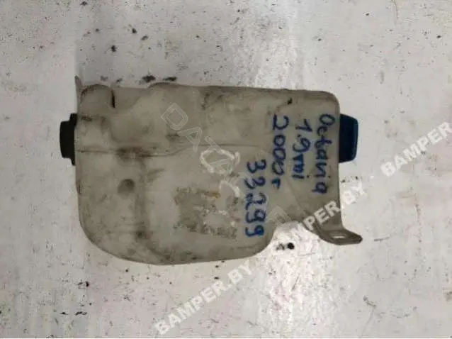 Бачок омывателя 1J0955453B