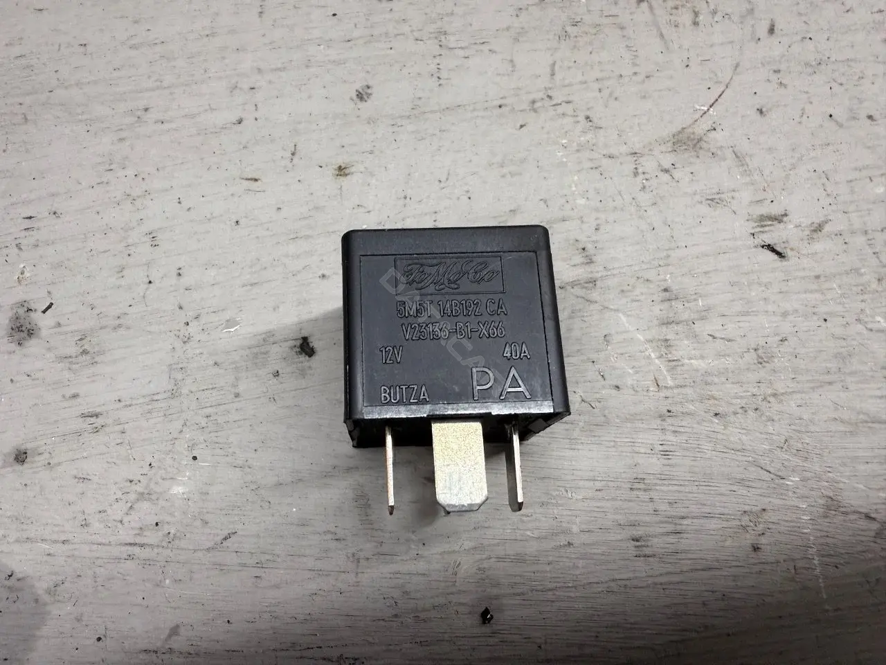 Многофункциональное реле 5M5T14B192CA