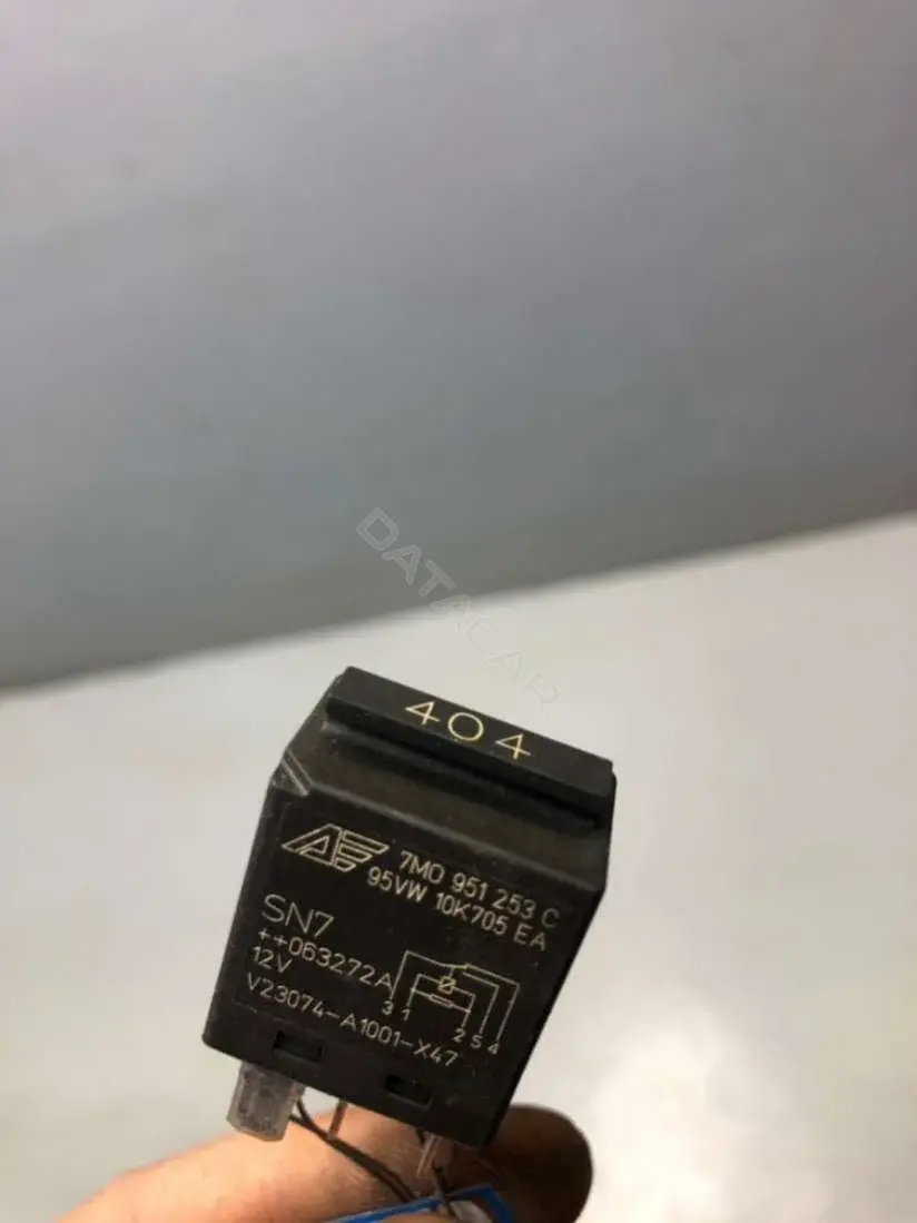 Многофункциональное реле 7M0951253C, 95VW10K705EA