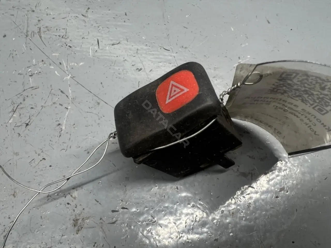 Кнопка аварийки 6n1953235, 6n2953235