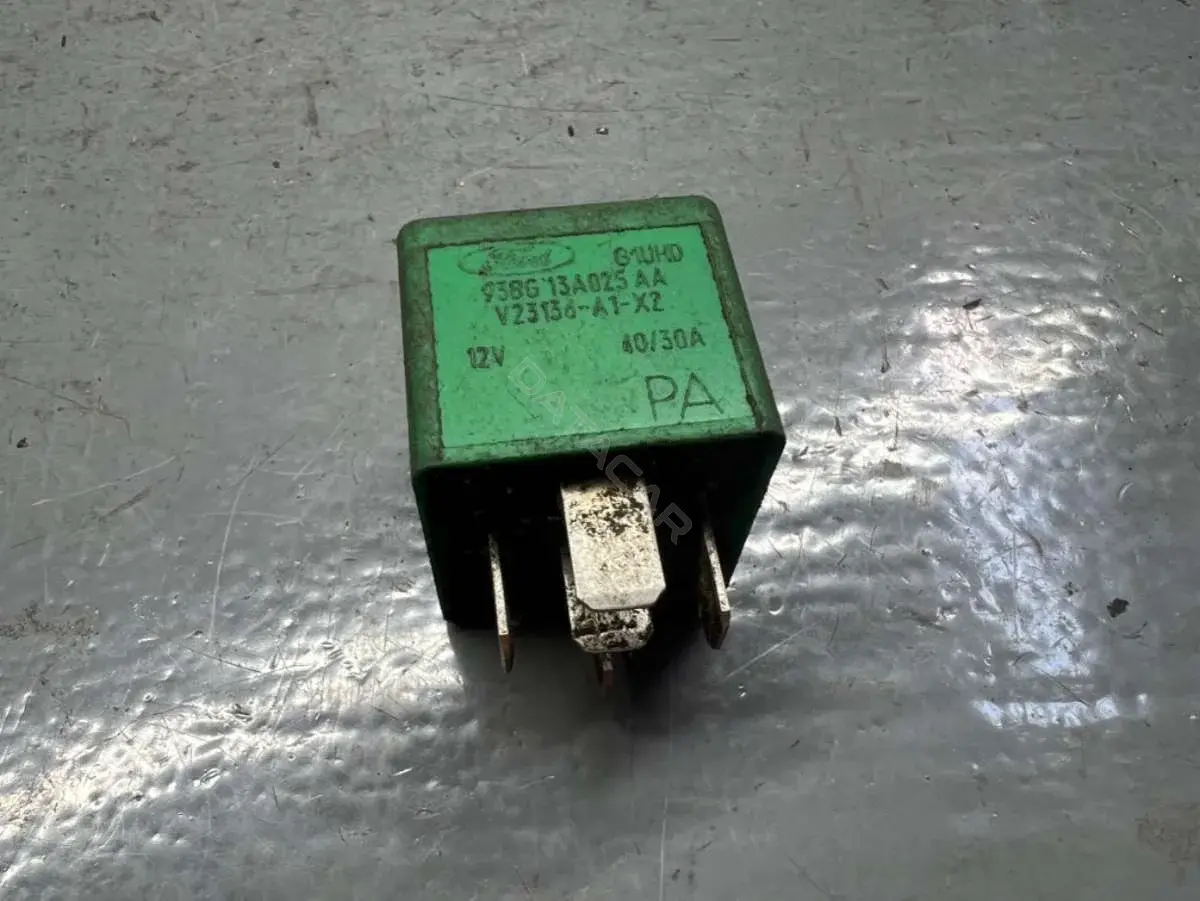 Многофункциональное реле 93BG-13A025-AA, V23136-A1-X2