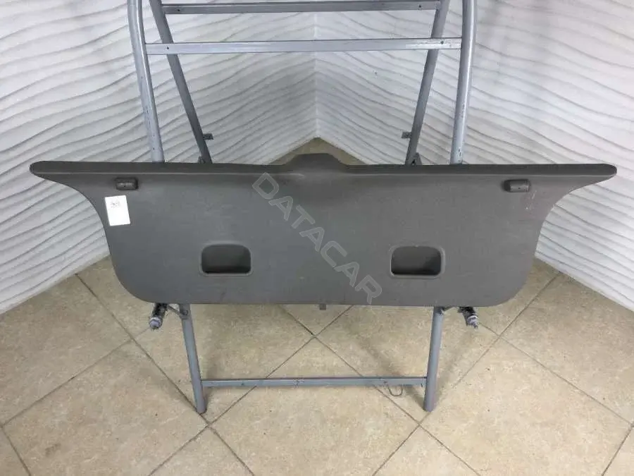 Обшивка крышки багажника 6N0867605F