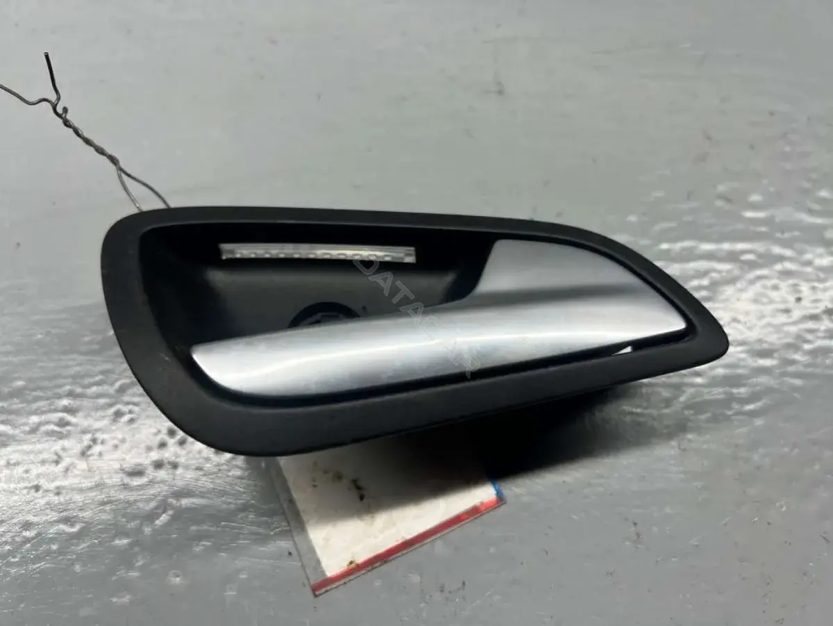Ручка двери AM51-U22600-CDW