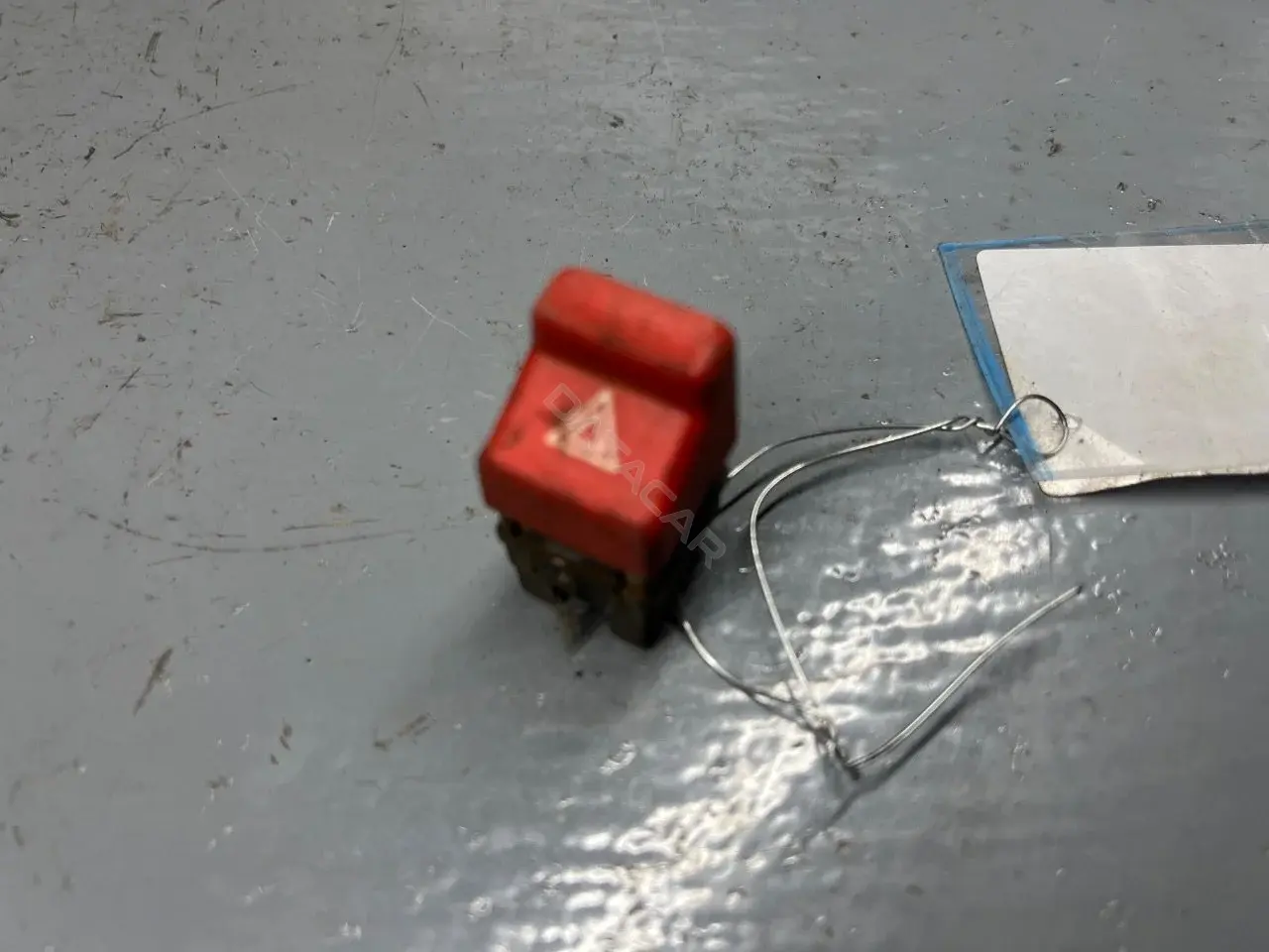 Кнопка аварийки 86742461