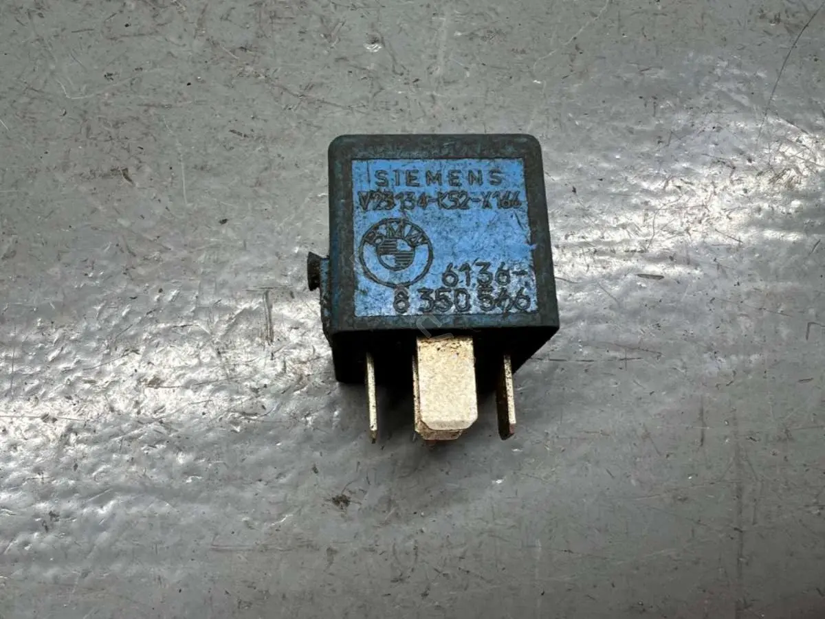 Многофункциональное реле 6136-8350566, V23134-K52-X166