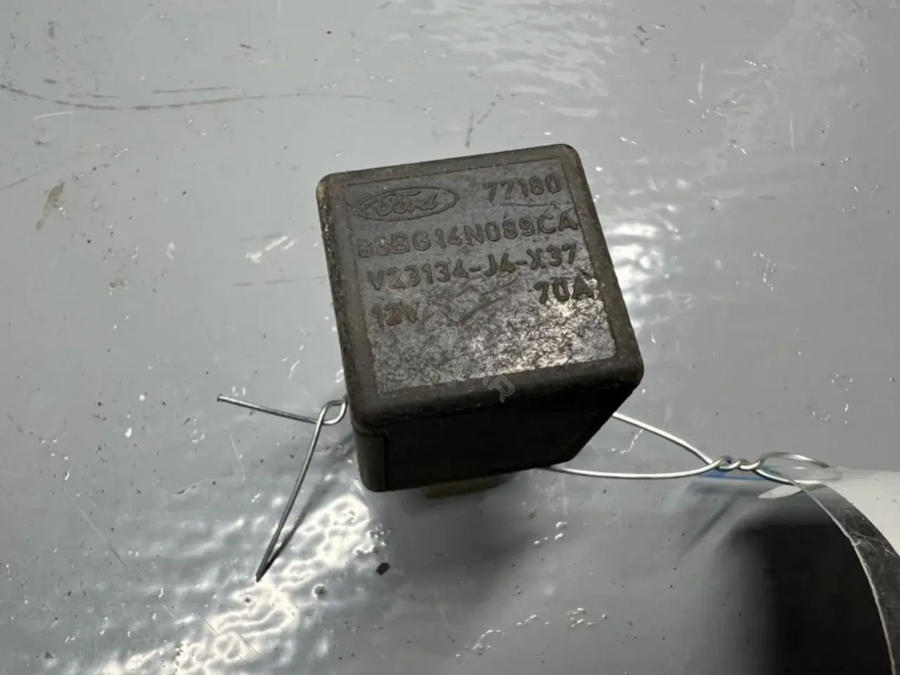 Многофункциональное реле 83BG-14N089-CA