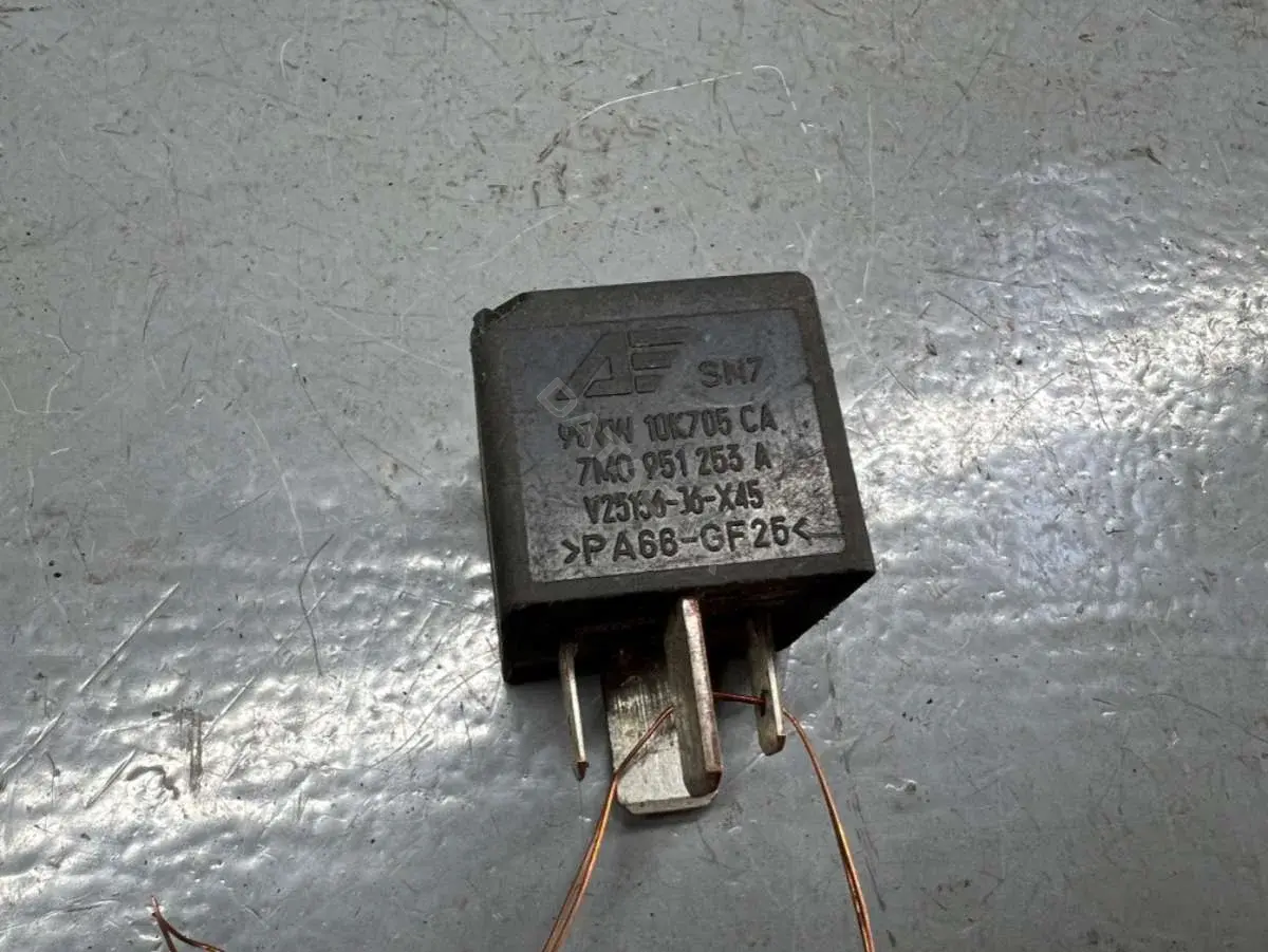 Многофункциональное реле 7M0951253A, 98VW-10K705-CA