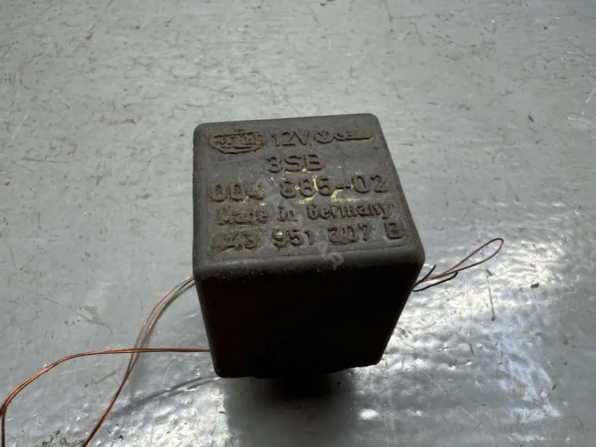 Многофункциональное реле 00488502, 443951307B