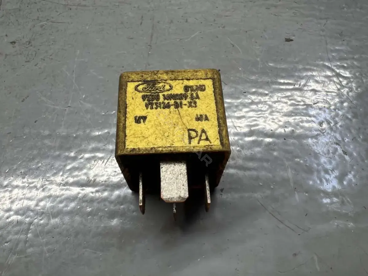 Многофункциональное реле 93BG-14N089-BA, V23136-B1-X3