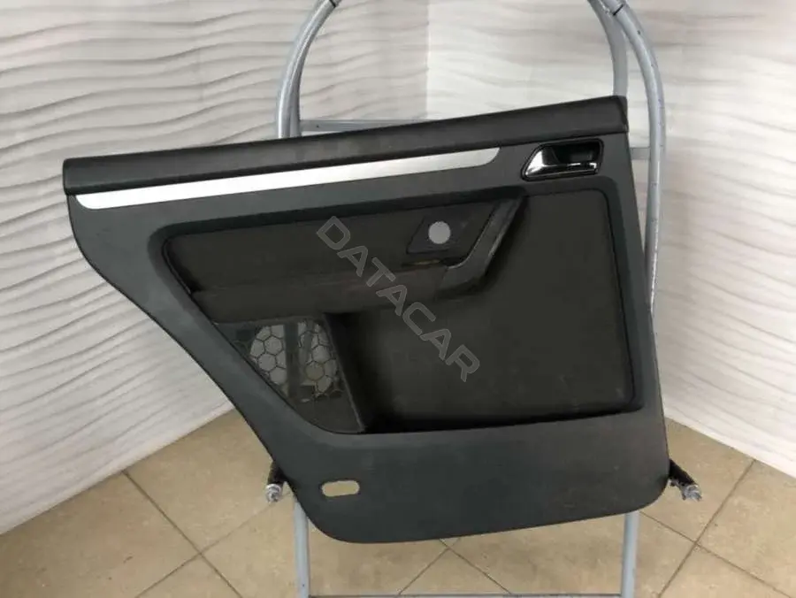 Дверная карта 1T0867211