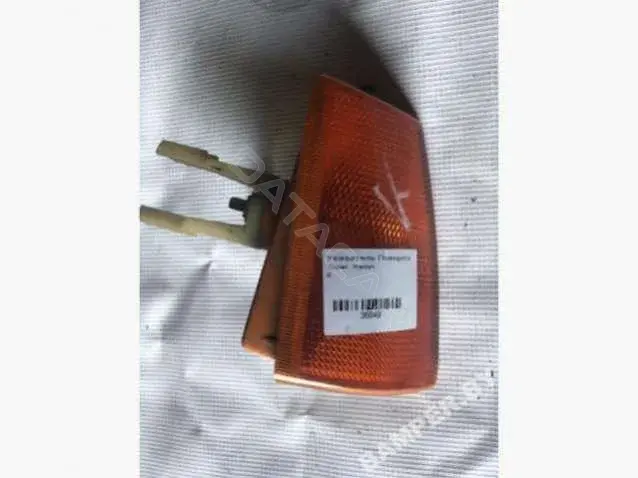 Поворотник 90008398