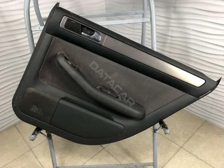 Дверная карта 4B0867306