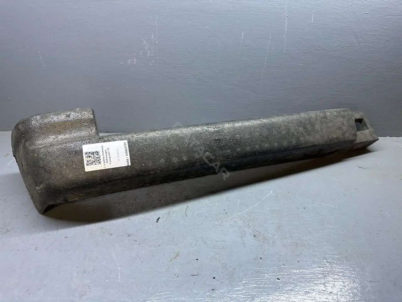 Абсорбер бампера 7D0807695
