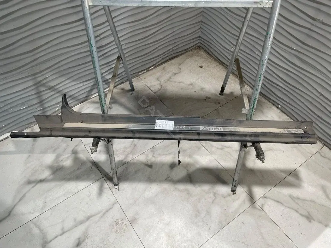 Накладка на порог 4D0853557L