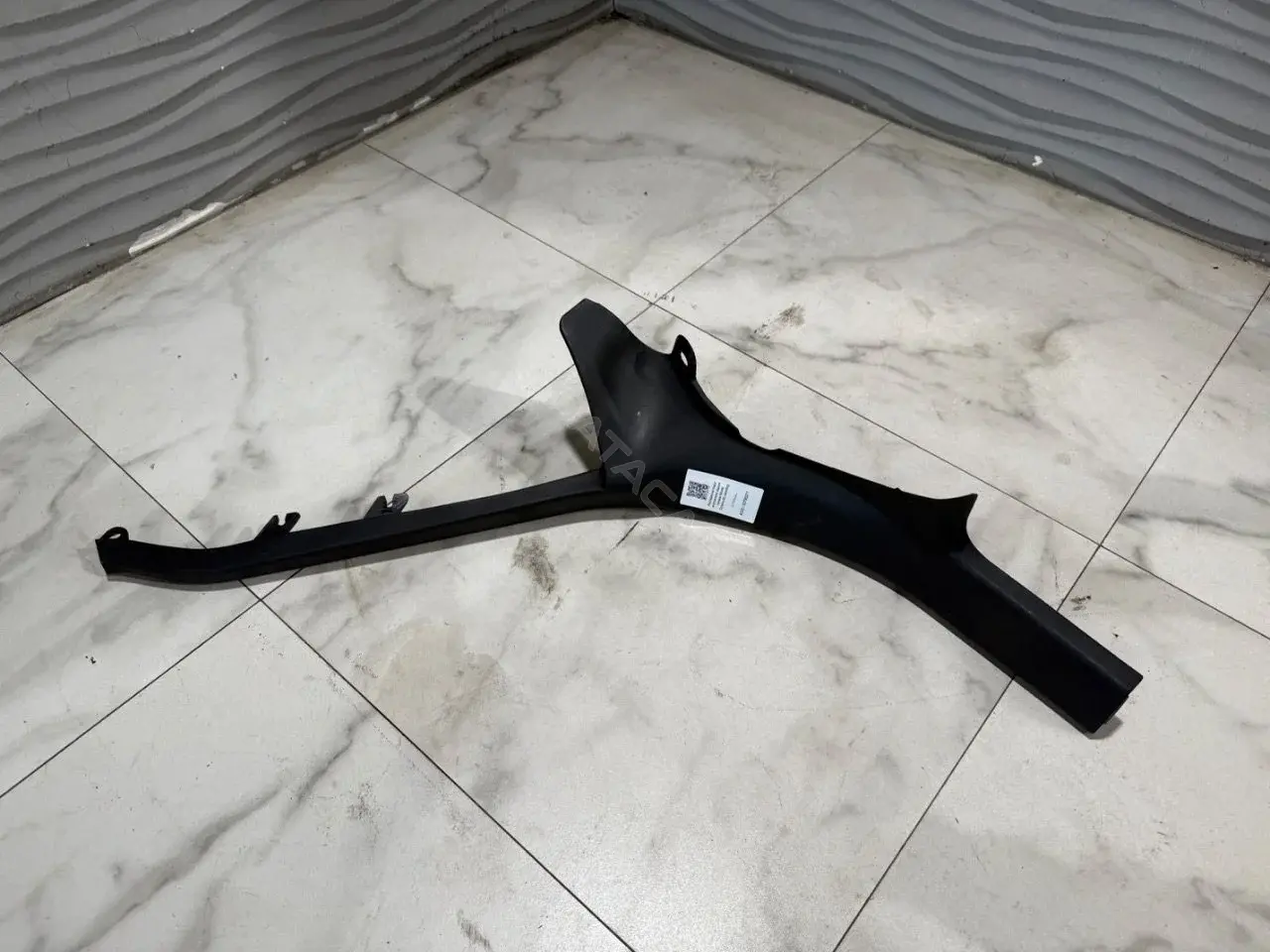 Накладка на порог 1Z9867768