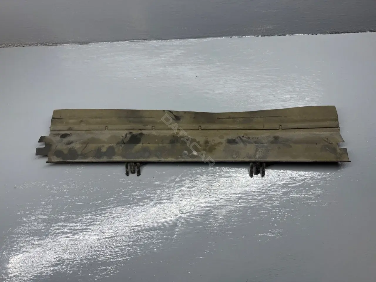 Уплотнитель двери DHE500020