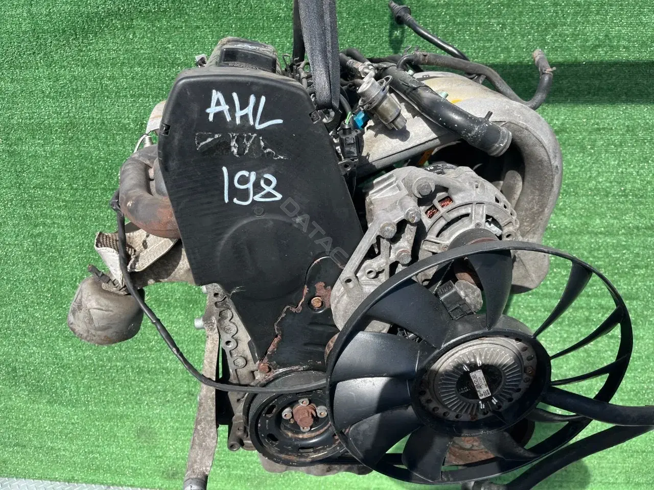 Двигатель в сборе AHL
