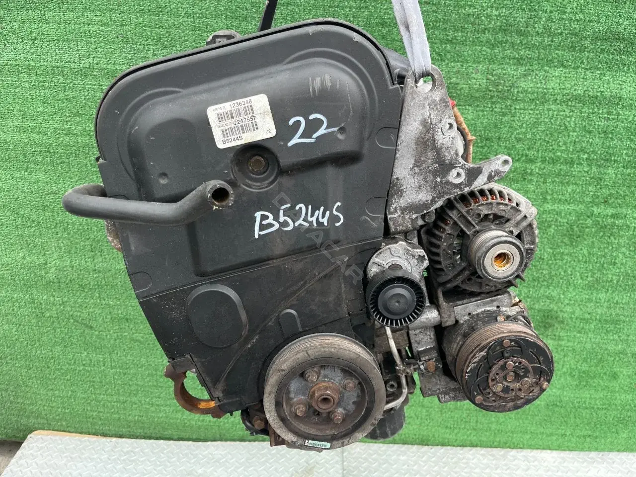 Двигатель в сборе B5244S