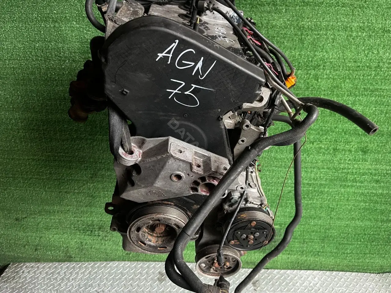Двигатель в сборе AGN