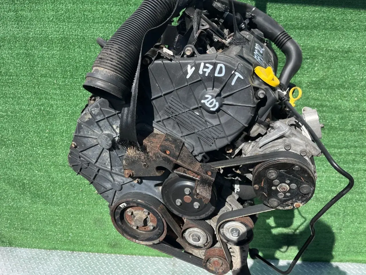 Двигатель в сборе Y17DT