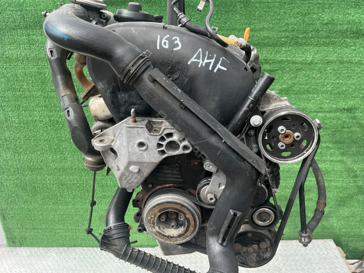 Двигатель в сборе AHF
