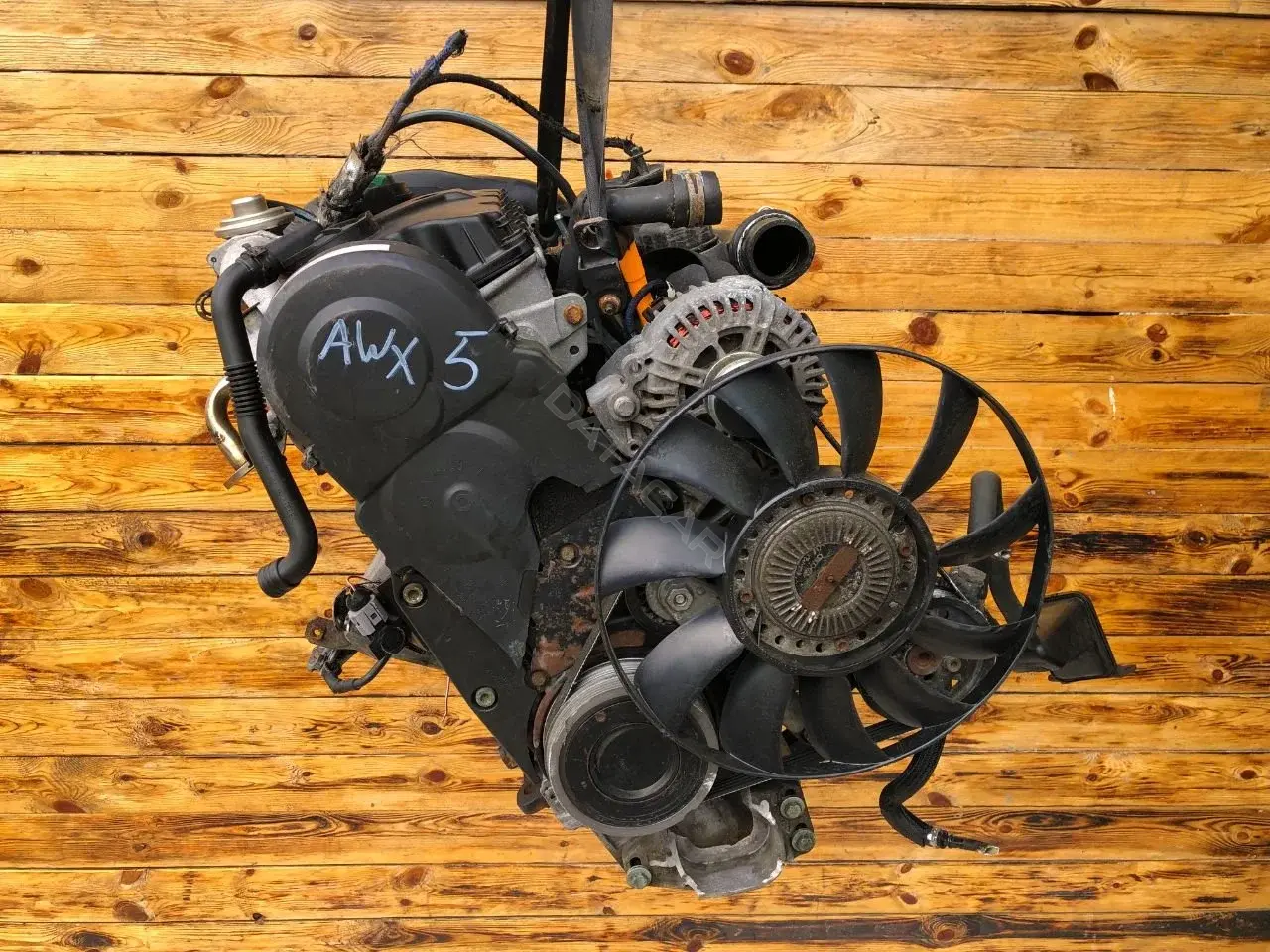Двигатель в сборе AWX