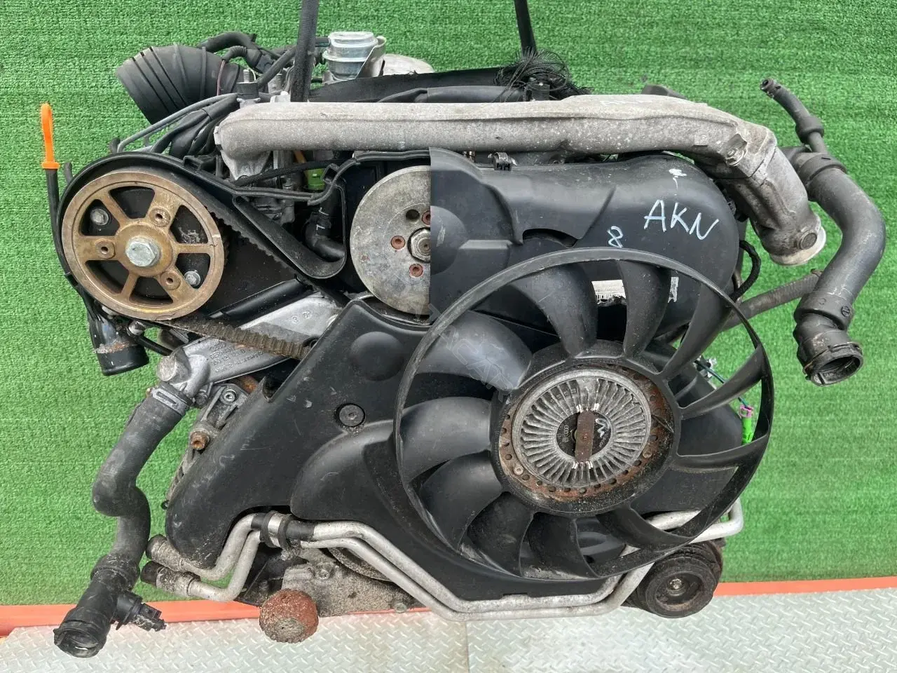 Двигатель в сборе AKN